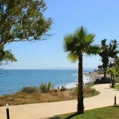 Bahia De La Plata Apartment 1 - Luxury By The Sea * Estepona